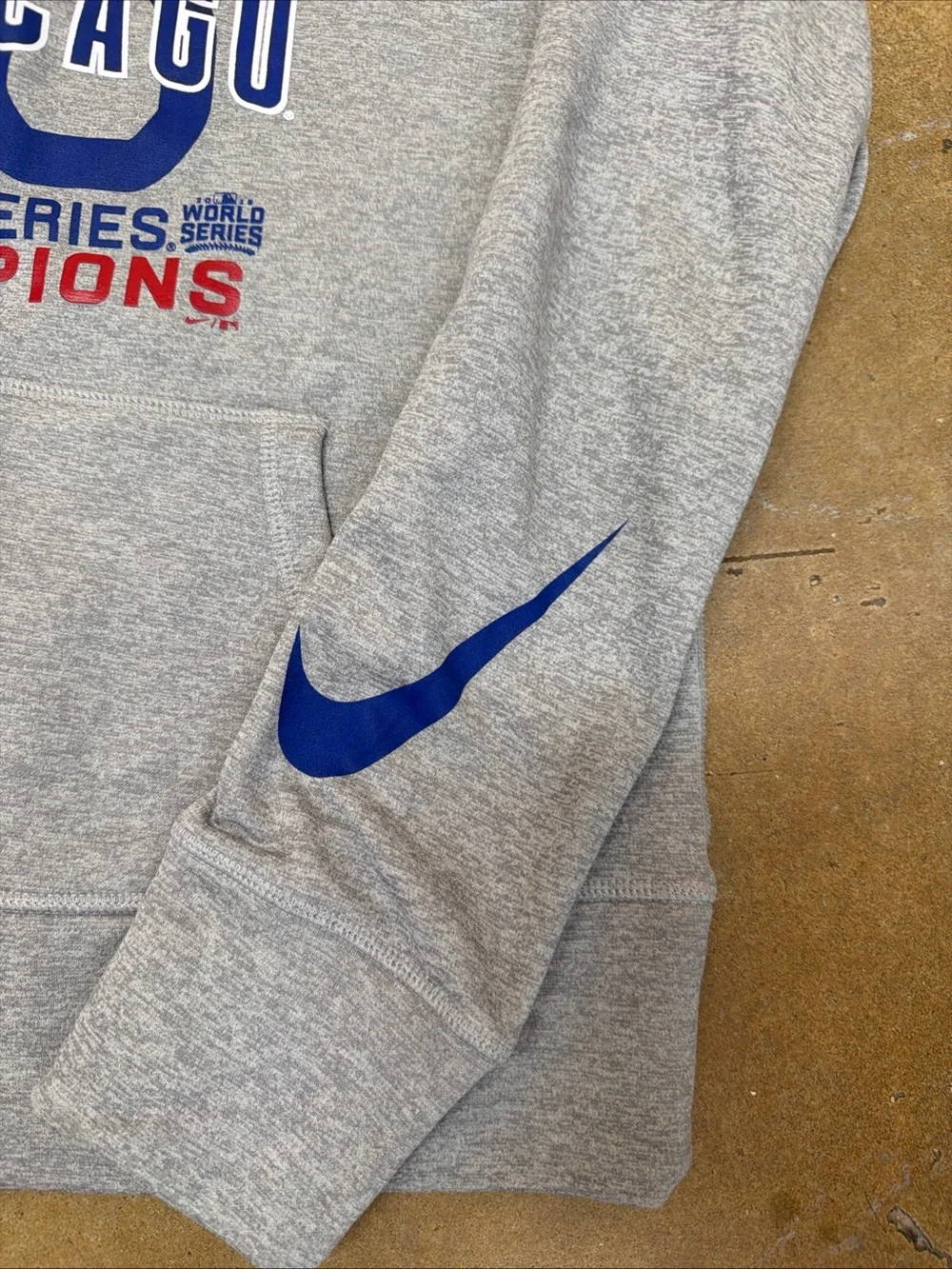 Chicago Cubs 2016 World Series Hoodie Youth Medium Nike Therma Fit MLB Gray
